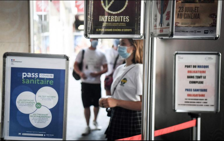 Será un requisito un pasaporte sanitario para entrar a cines, estados y museos: Francia