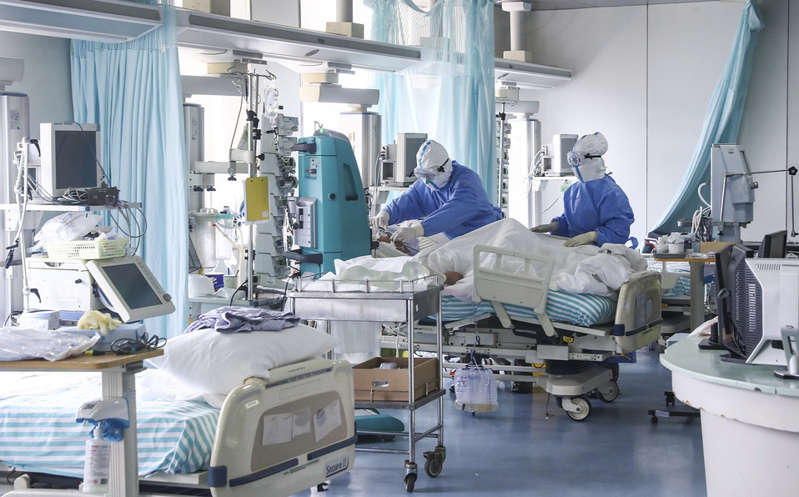 Se disparan contagios un 208% por covid en adultos de entre 30 y 49 años: Durango