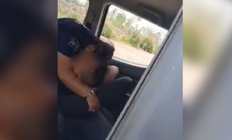 Policías de Ecatepec son dados de baja por acto sexual en patrulla