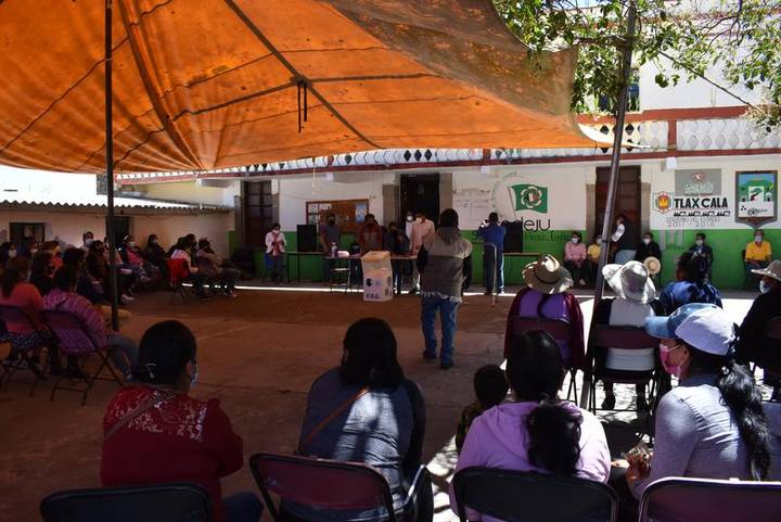 Se llevan a cabo elecciones por usos y costumbres en comunidad de Contla