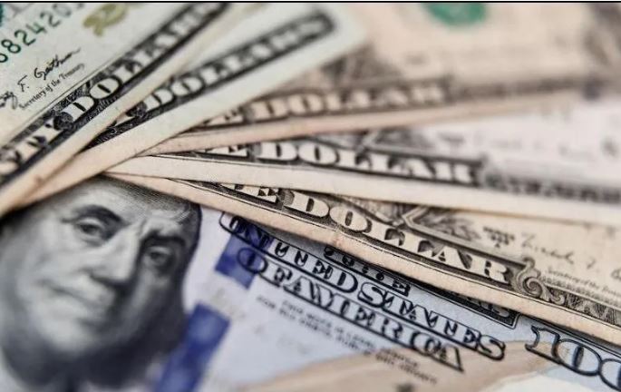 Migrante gana la lotería en EU pero no podrá cobrarlo