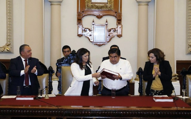 TEEP determina que Barbosa no cometió violencia política de género contra Claudia Rivera