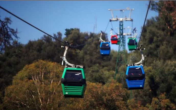 Revienta un cable de un teleférico en Taxco; personas quedan atrapadas