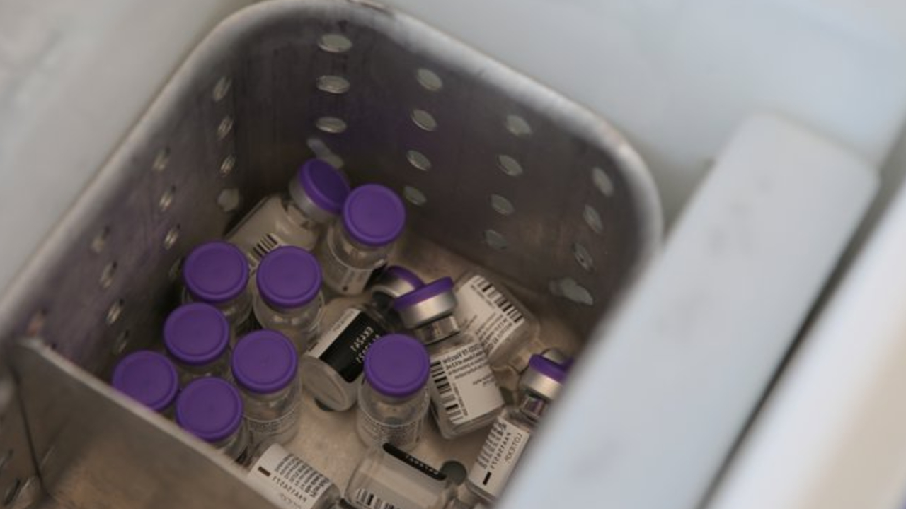 A mitad de la jornada de vacunación el municipio de Coronango se quedó sin vacunas