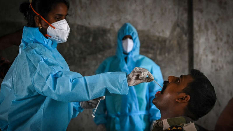 Alerta por cuarta ola de contagios por COVID en 15 países: OMS 