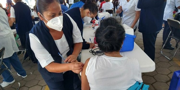 Logística de la vacunación antiCovid para Puebla capital aún no está definida