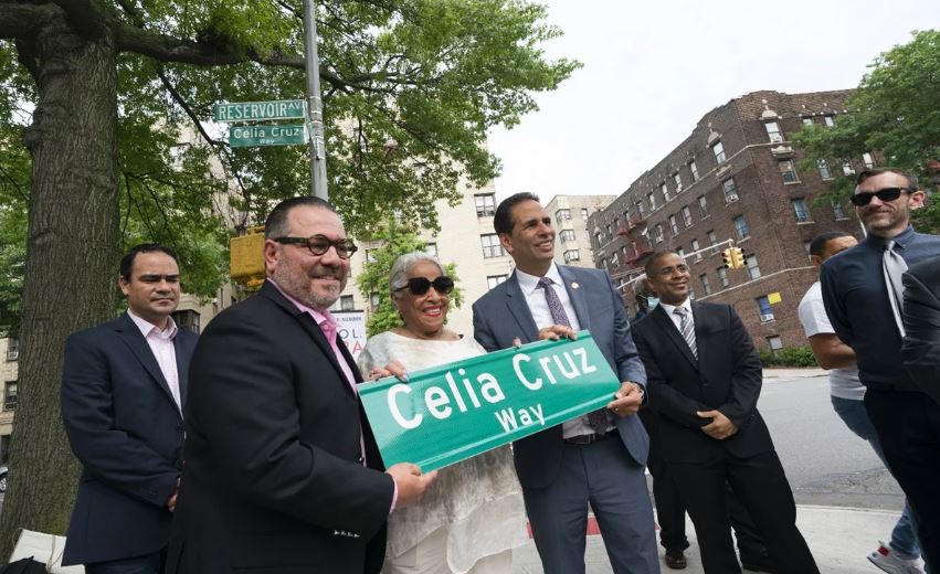Celia Cruz ya tiene su propia calle en Nueva York