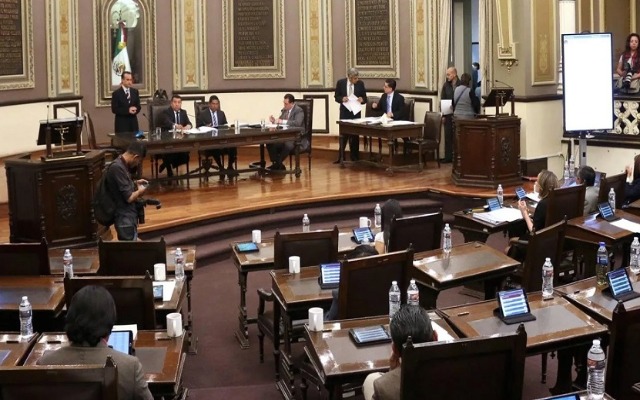 Morena se queda con 17 diputaciones locales en Puebla