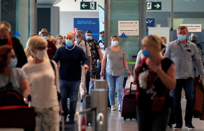 España abre las fronteras a los turistas vacunados y los cruceros internacionales