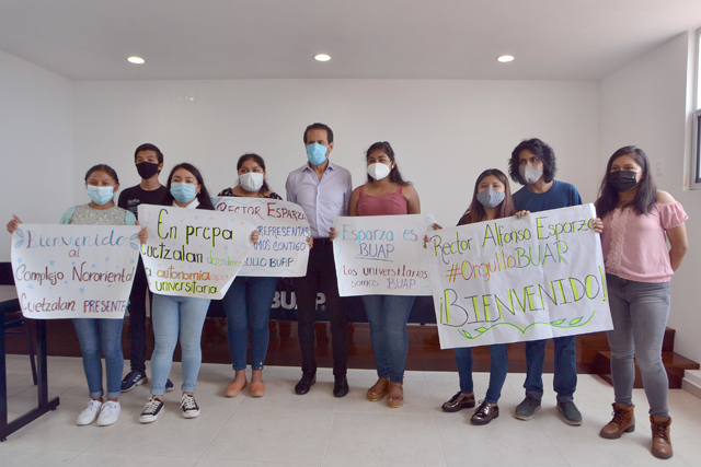 Entrega BUAP un nuevo edificio para la preparatoria en Cuetzalan