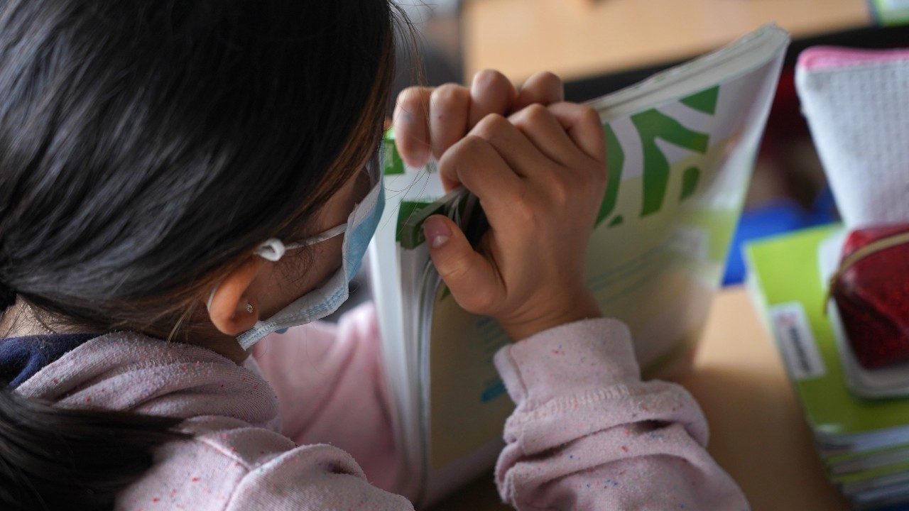 Ya hay más casos sospechosos por casos confirmados tras regreso a clases: Salud CDMX