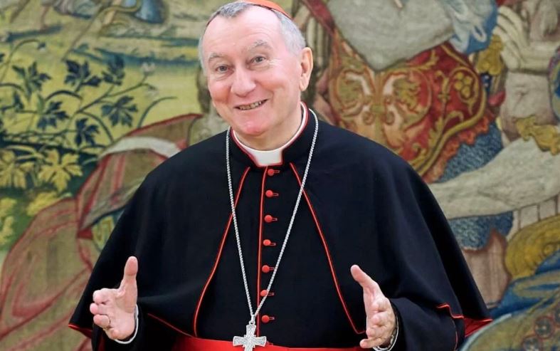 AMLO invita a Palacio Nacional a secretario de Estado del Vaticano