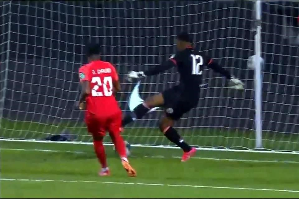 ¡Oso mil! Así fue el autogol que marcó el portero de Haití