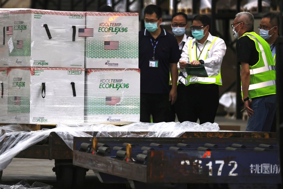 El régimen chino, indignado por la donación de vacunas de Estados Unidos a Taiwán