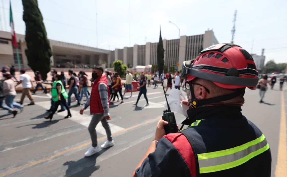 Reportan fallas de altavoces durante simulacro de sismo en CDMX