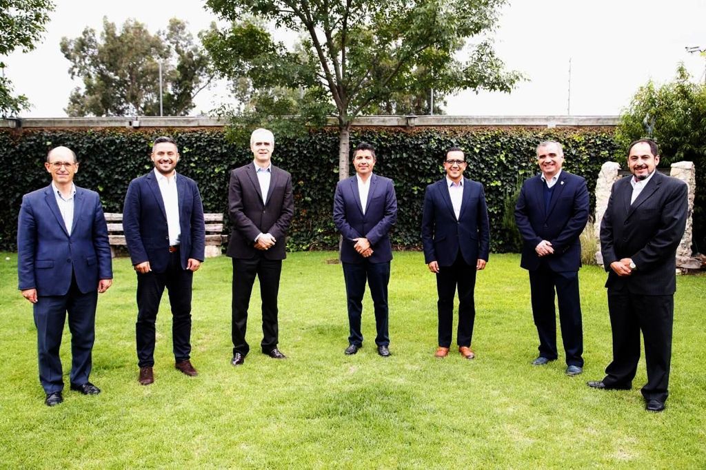 Eduardo Rivera Pérez se reúne con rectores de universidades de Puebla para ampliar colaboración