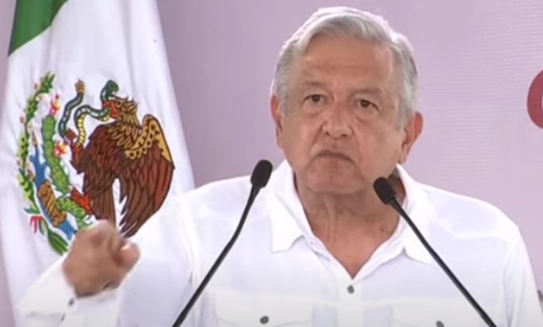 Vamos a dar ‘manicure” al que le vayan ‘creciendo las uñas”: AMLO advirtió a corruptos