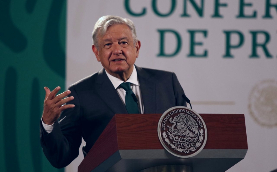 Queremos construir una nueva clase media que se resista a la manipulación: AMLO