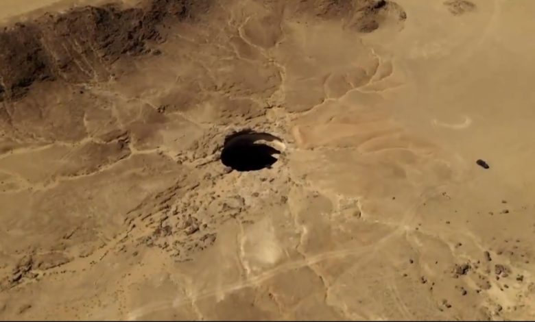 "Ni el socavón se atreve a tanto": Pozo del infierno es el agujero más profundo del mundo (Video)