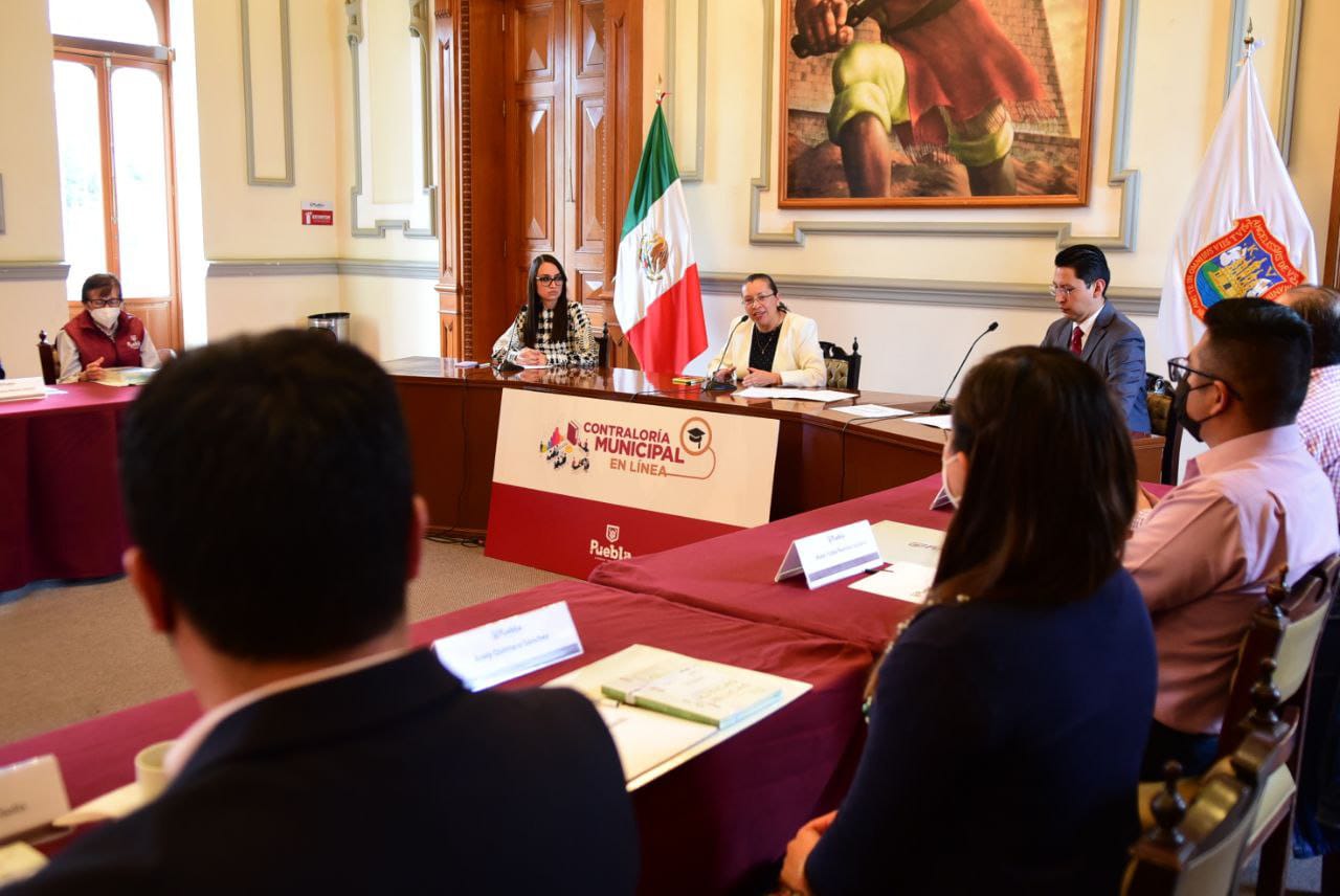 Contraloría Municipal de Puebla promueve la rendición de cuentas
