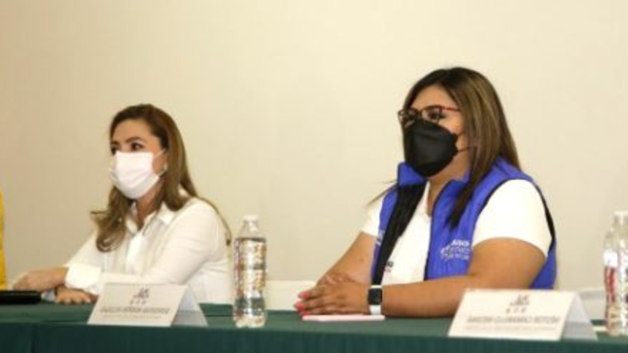 Dirigente Estatal del PAN respaldó a la Presidenta Electa de San Pedro Cholula Paola Angón 