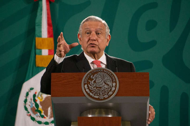 “Muy pronto”, abasto total de oncológicos; padres, con derecho a exigir: AMLO