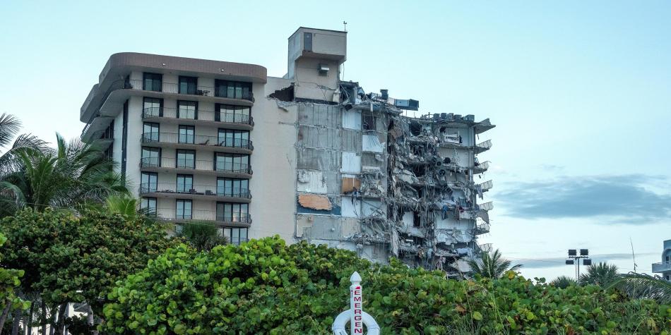 Sube a 16 el saldo de muertos en edificio colapsado en Florida