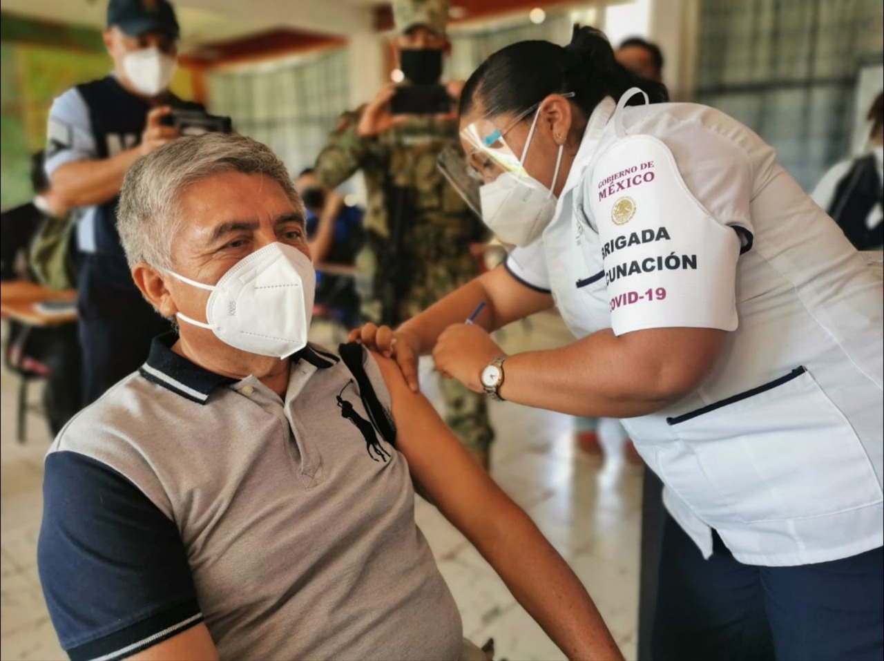 En abril, adultos mayores estarían vacunados con al menos la primera dosis anticovid: Ssa
