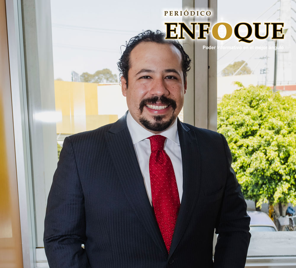 No es una ambición por el dinero, sino de servir con honor a las familias del Distrito local 17: Mario Montero 