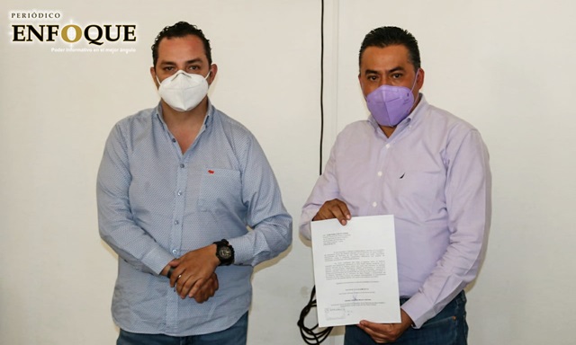 Renuncia Damián Momox al Sosapach, irá por la candidatura del PES a la alcaldía de Cholula