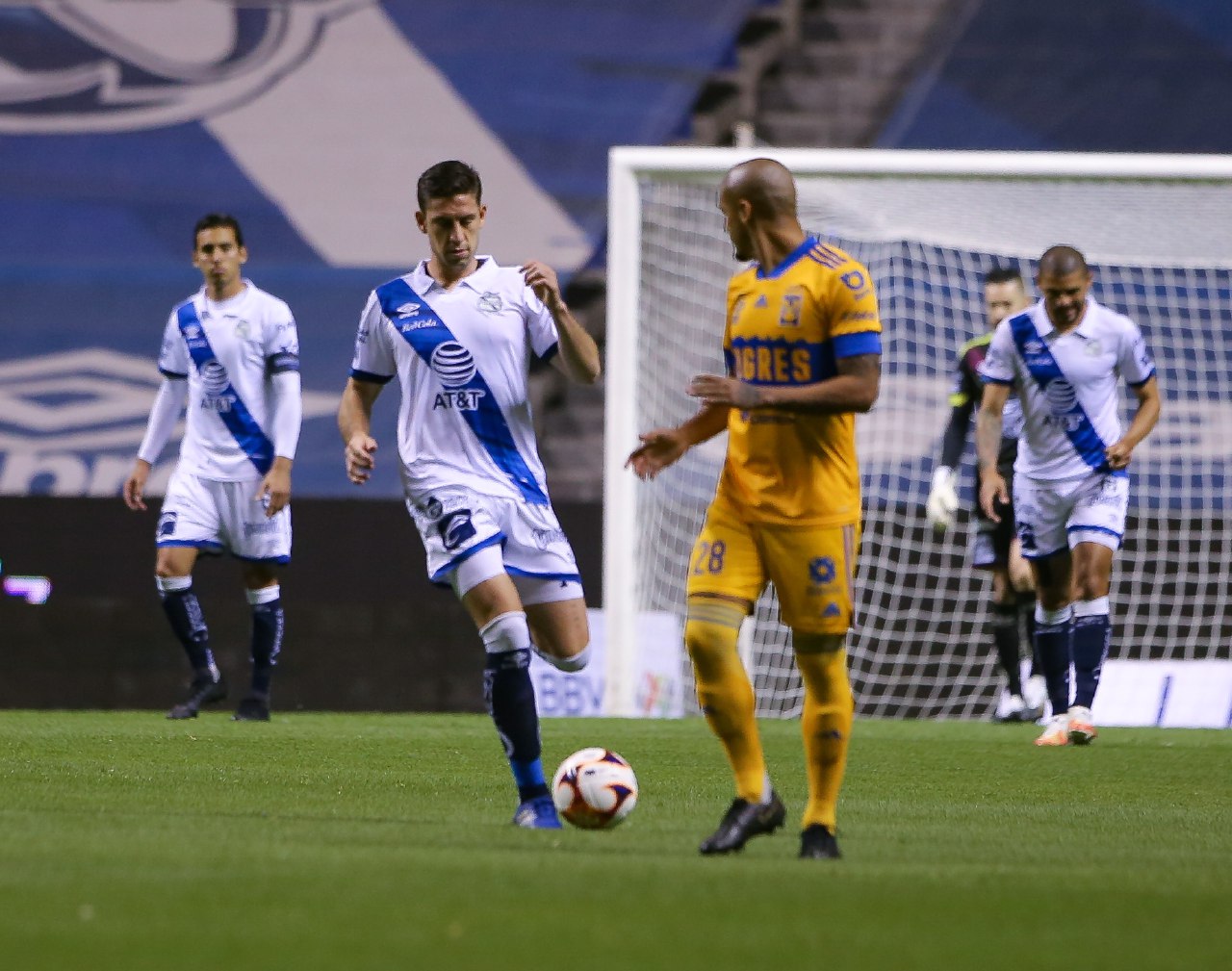 Puebla empató con Tigres en el Cuauhtémoc