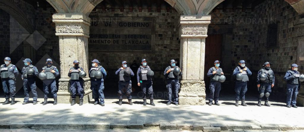 Policía en Tlaxcala resguarda Palacio de Gobierno ante marchas por el 8M