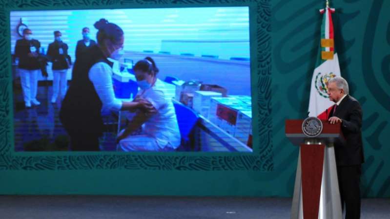 AMLO arremete contra los países que no comparten vacunas contra el COVID-19