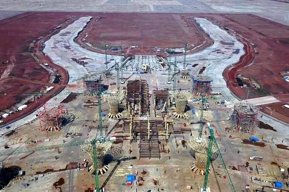 Cancelación del NAIM podría tardar hasta 26 años; informe no busca dañar a la 4T: auditor