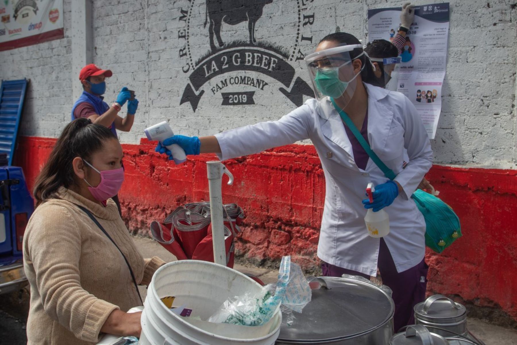 México roza las 194,000 muertes por Covid-19.