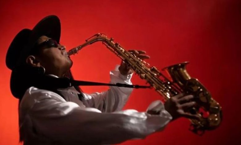 Esposa de “Sax” de “La Maldita Vecindad” denuncia negligencia en muerte del músico