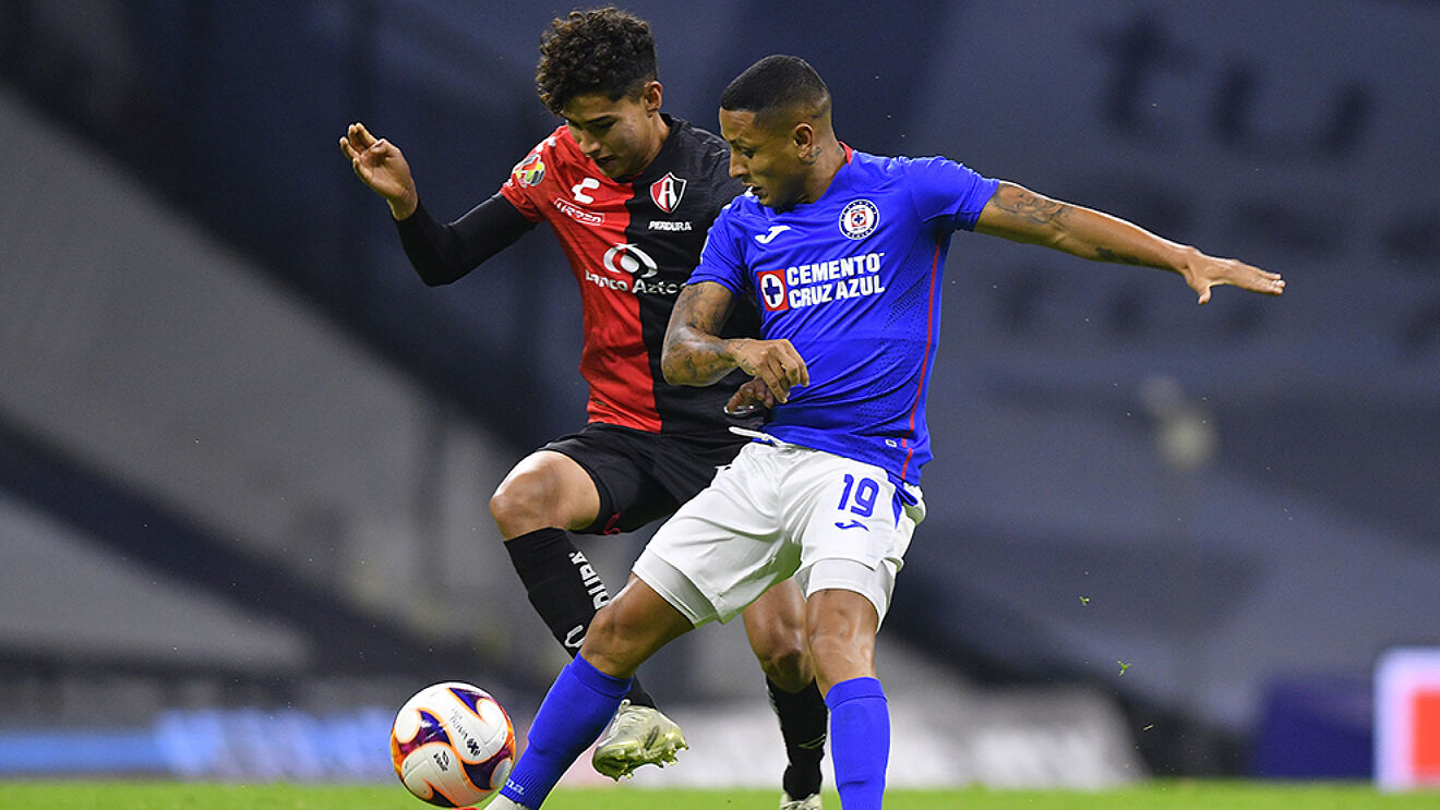 "Para el Puebla todo es posible", dice Larcamón tras empate de locura en Toluca