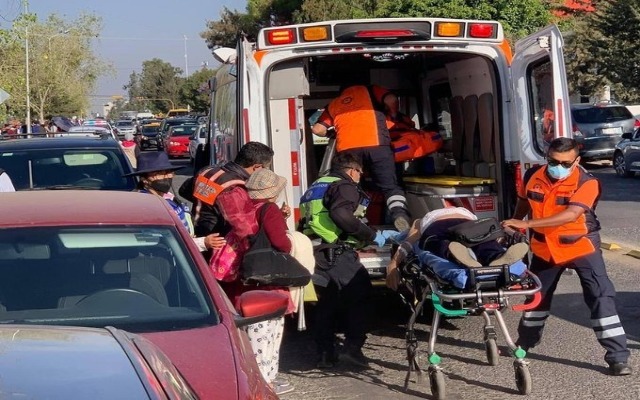 Muere mujer de la tercera edad mientras esperaba su vacuna contra el Covid-19