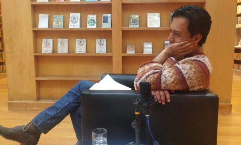 Lean para acabar con el sistema machista, dice a mujeres Marx Arriaga, funcionario de la SEP