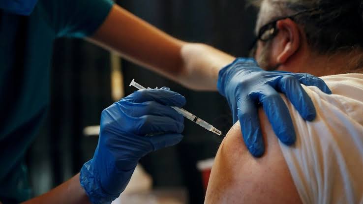 El miércoles 5 de mayo inicia en Edomex vacunación para personas de 50 a 59 años