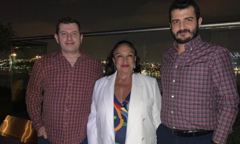 Isabel Arvide, cónsul en Estambul, viaja en primera a Chetumal y culpa a periodistas por “llenar” vuelo