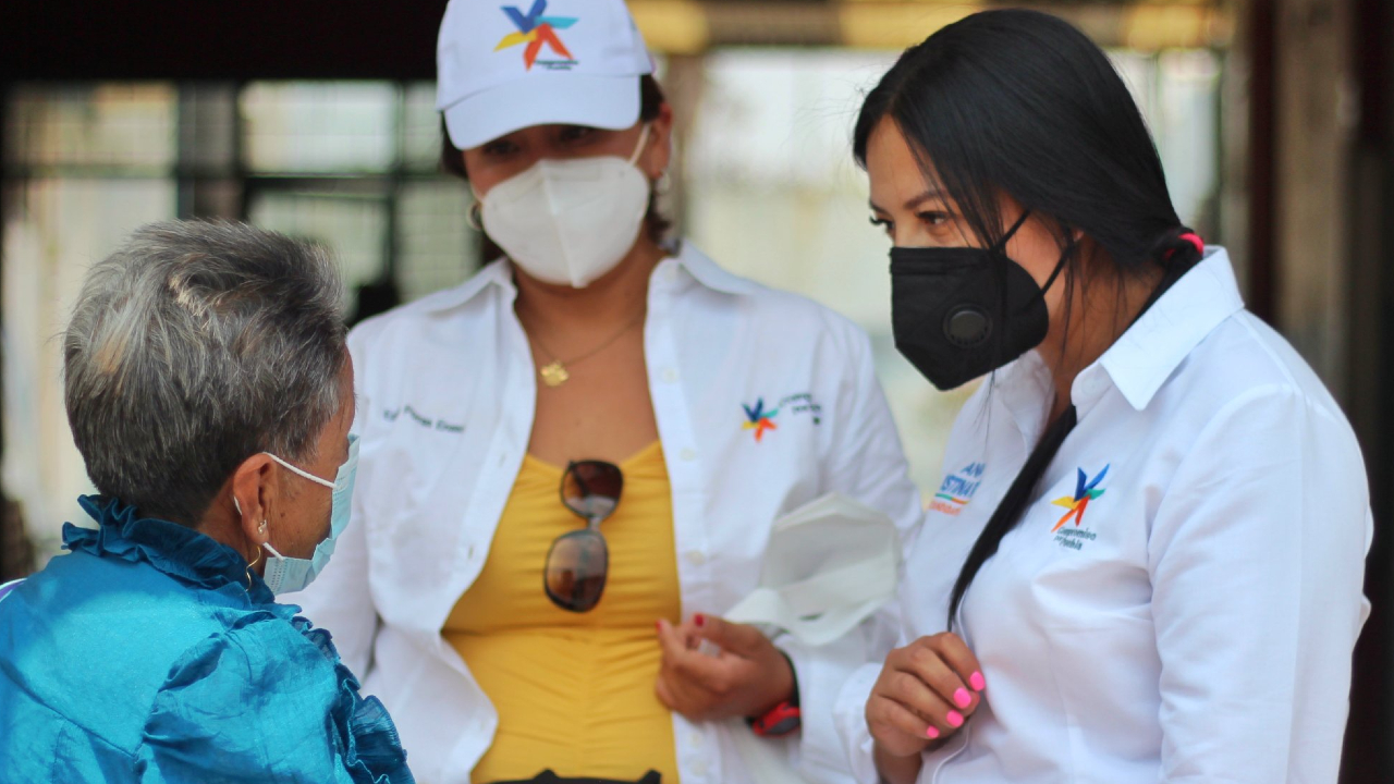 Ana Cristina Ruiz candidata de “Compromiso por Puebla” por la Alcaldía de San Pedro Cholula comenzó con sus trabajos de Campaña Electoral. 