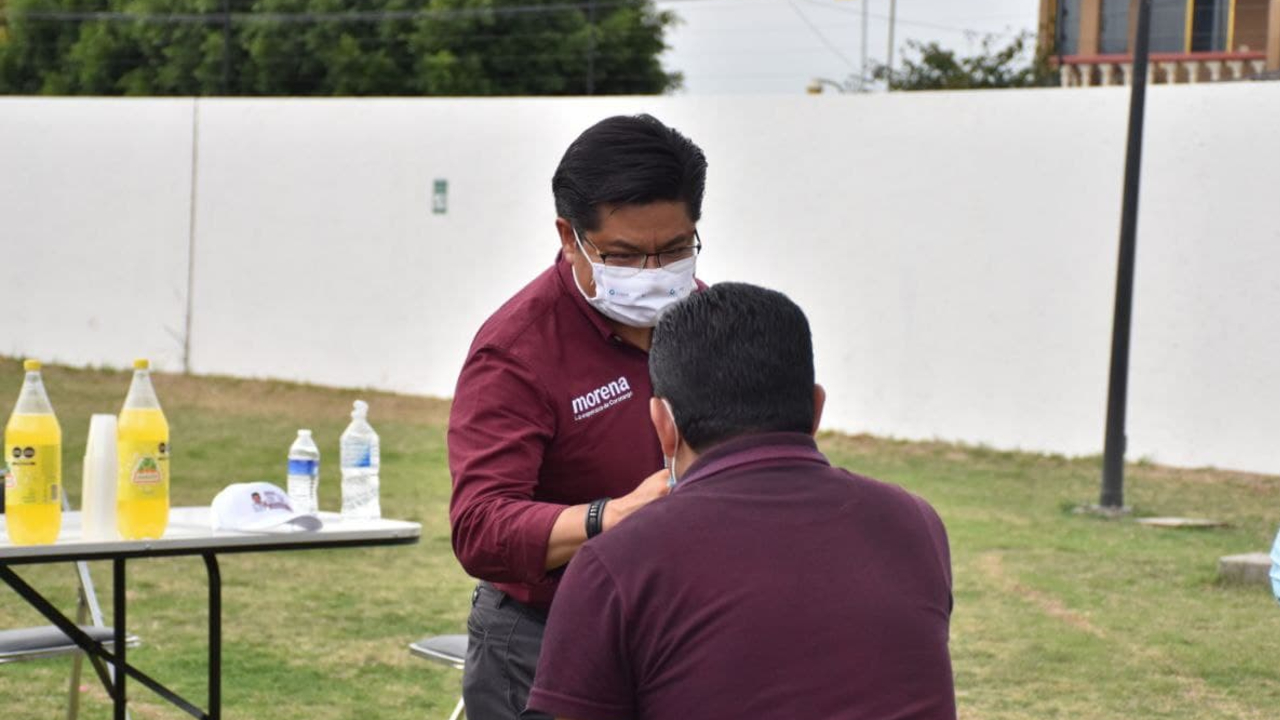 Antonio Teutli candidato por la alcaldía de Coronango asegura aparentemente continuar invirtiendo en seguridad. 
