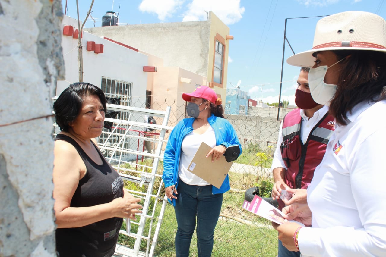 Ariadna Ayala se compromete con obra pública para los molinos y tehuixpango 