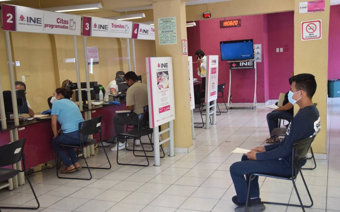 ¡Córrele y no te quedes sin votar! Hoy es el último día para reponer tu credencial del INE