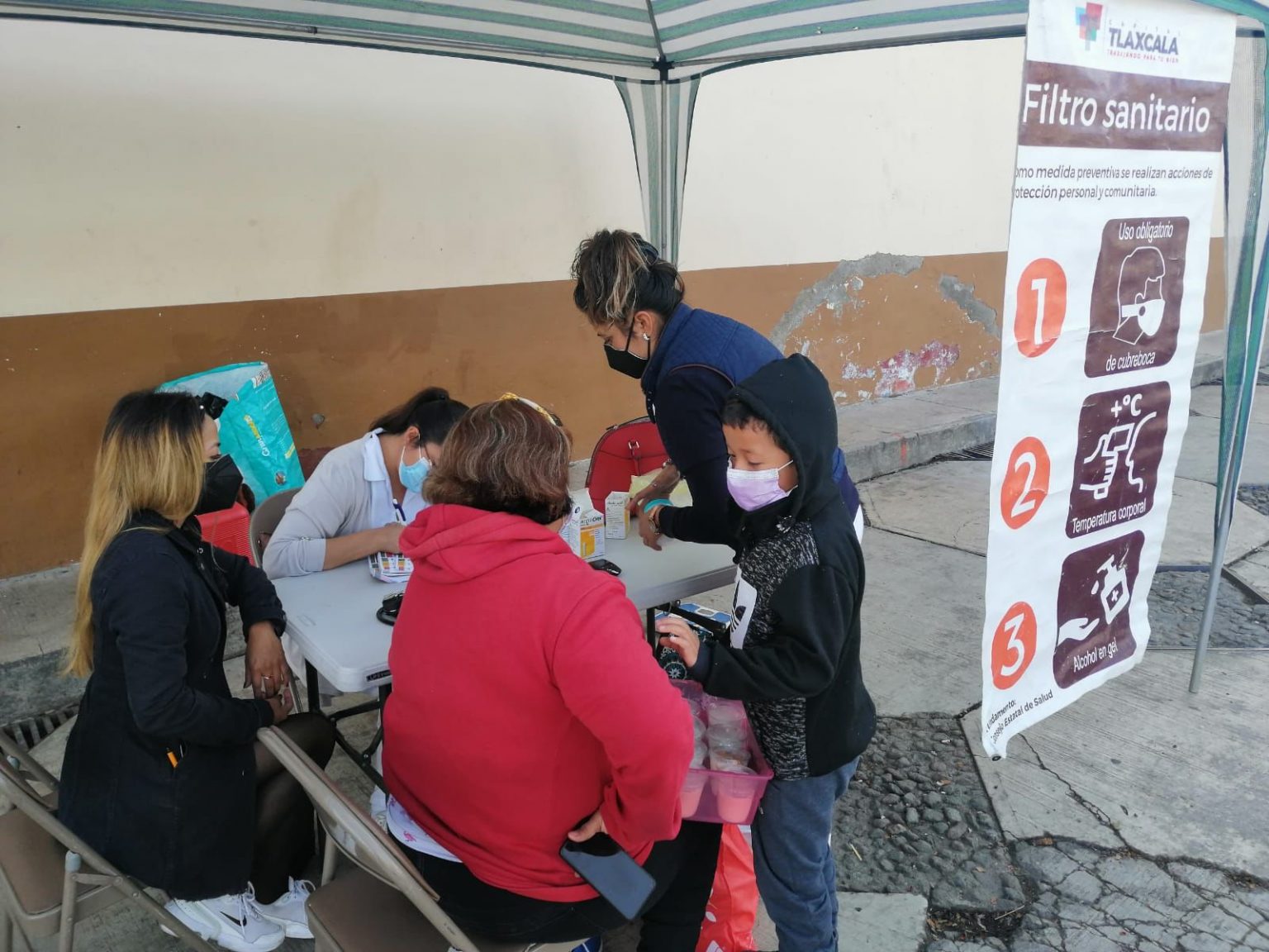 Inició jornada de salud en la explanada del mercado Emilio Sánchez Piedras