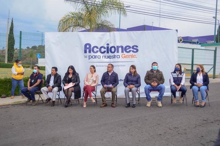 Ayuntamiento de San Pablo Apetatitlán rehabilita el alumbrado de la carretera a los hospitales