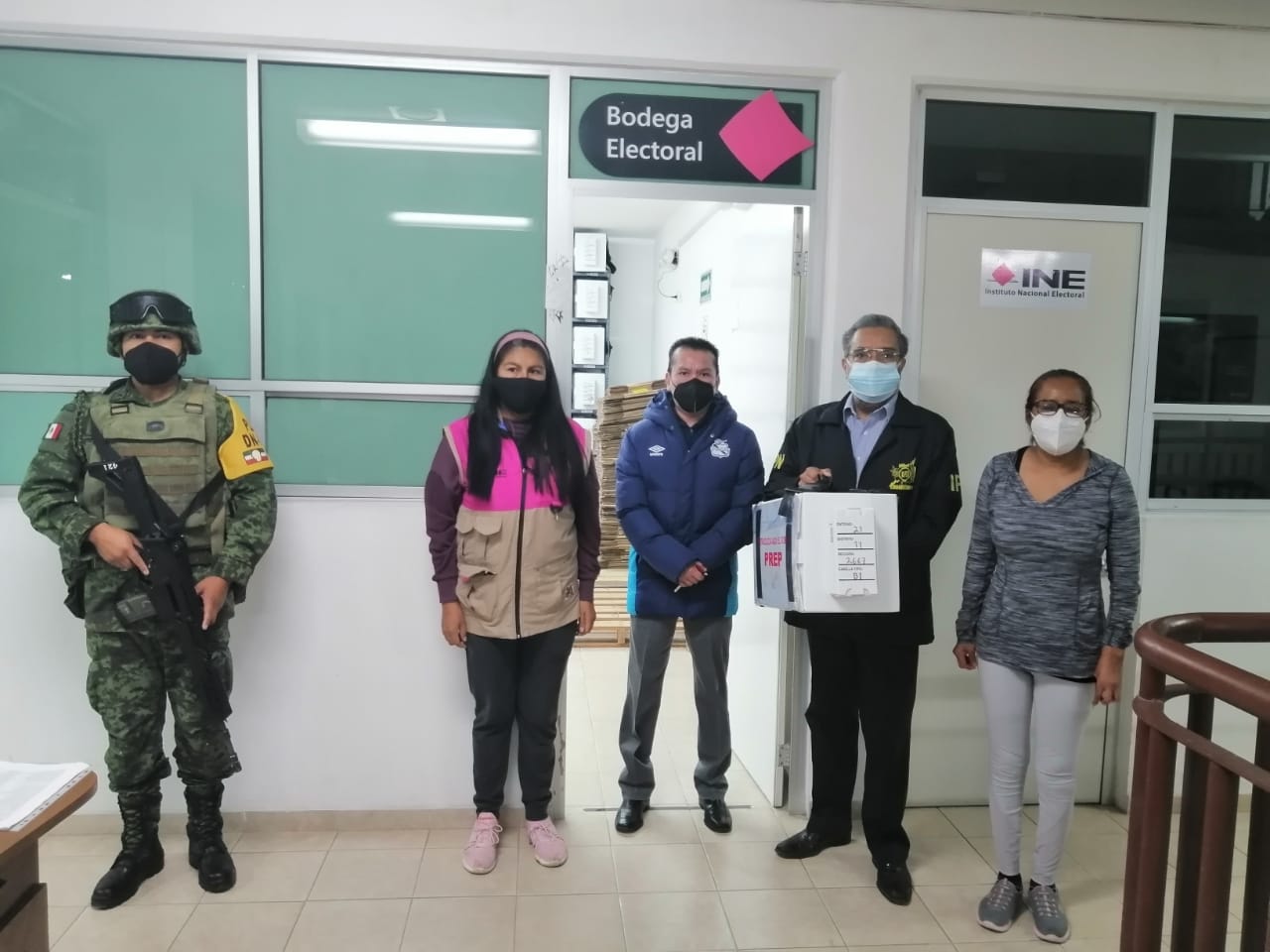 Inicia INE Puebla entrega de paquetes electorales a las presidencias de las casillas