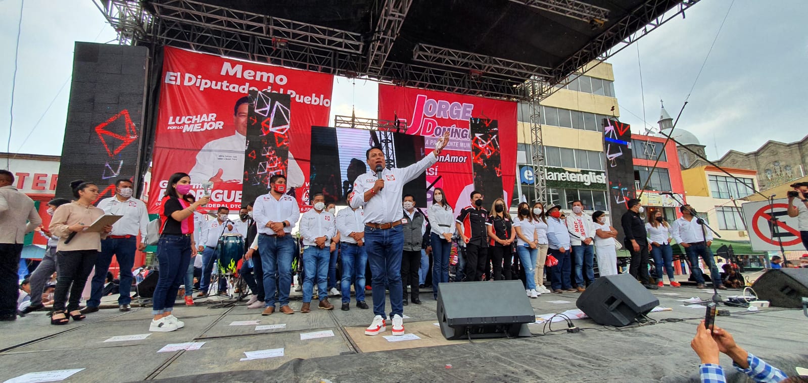 Cierra SAGA su campaña desde el zócalo de Apizaco