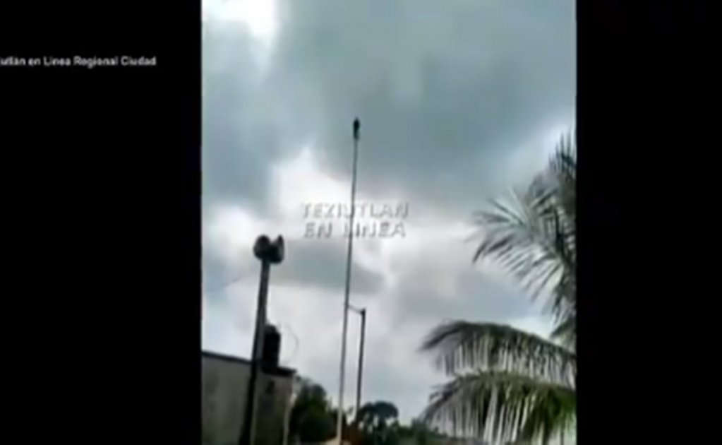 Joven se quita la vida lanzándose desde un palo de voladores 